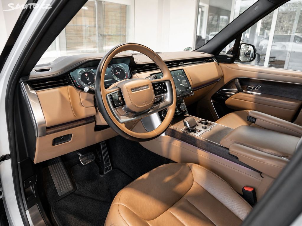 Range Rover P530 Autobiography, interiér
